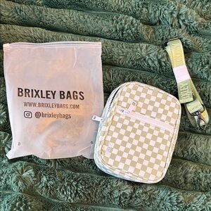 Brixley Bags Green Checkered Women's Bag